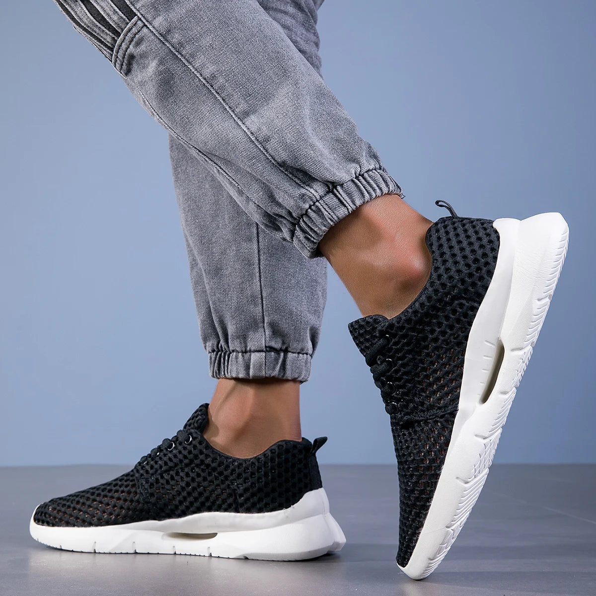 Men's Trainers - Breathable - Mesh - Slip-On Sneakers - Men's Sneakers