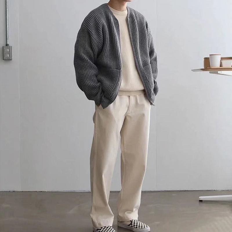 Knitted Cardigan - Men's Chunky Full Zip-Up Cardigan with Pockets