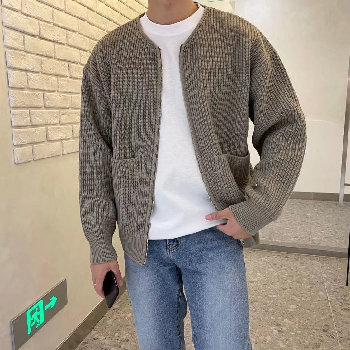 Knitted Cardigan - Men's Chunky Full Zip-Up Cardigan with Pockets
