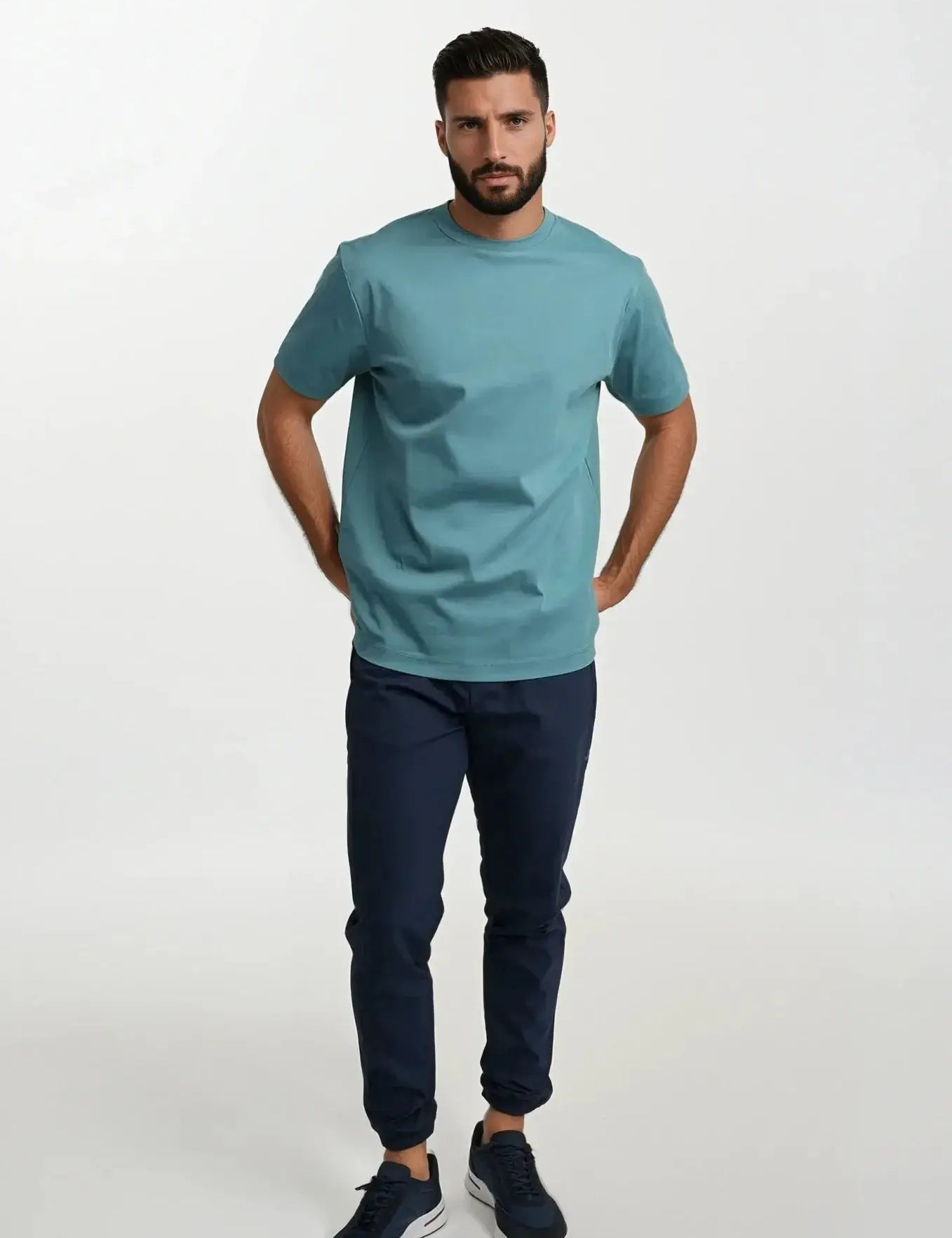 Türkisfarbenes T-Shirt – Einfaches Rundhals-T-Shirt für Männer-Chaps Herrenmode